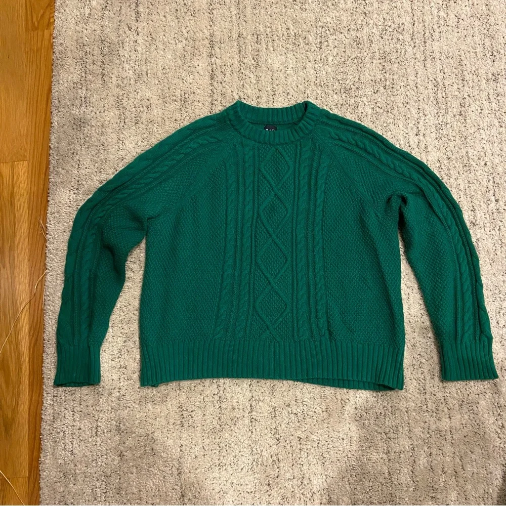 GAP Cable knit Sweater - Picture 2 of 4